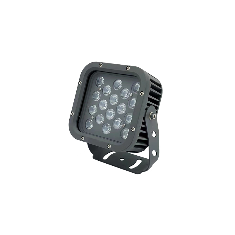 FL 系列 135×83×173mm 18 颗 LED 聚焦光束方形投光灯，适用于幕墙与景观照明