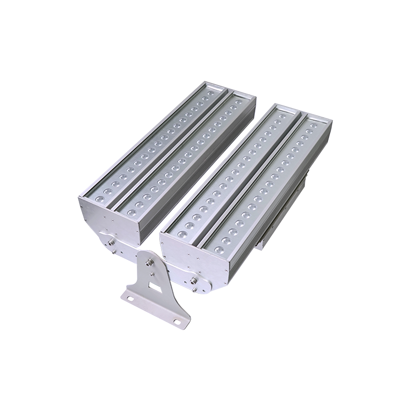 FL 系列 500×68×52mm IP65 模块化组合方形投光灯，适用于大型幕墙与桥梁照明