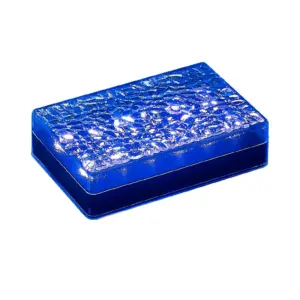 SBL 系列 230×150×60mm IP67/IP68 IK10 太阳能铺装灯，适用于广场、车道、花园与人行道
