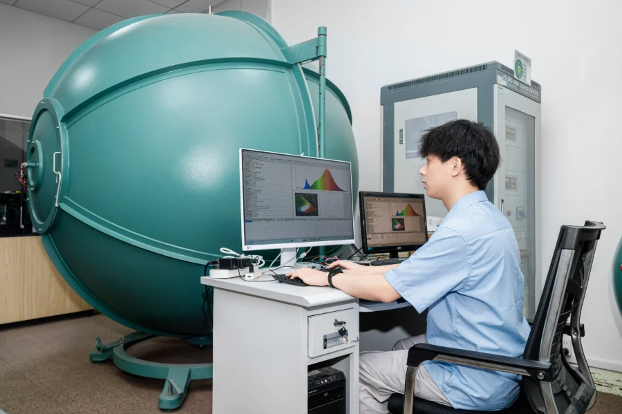户外 LED 投光灯的认证质量控制